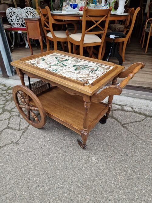 Baro vežimėlis / Staliukas su Žemėlapio stalviršiu